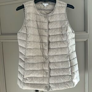 J Jill XS beige and white down vest